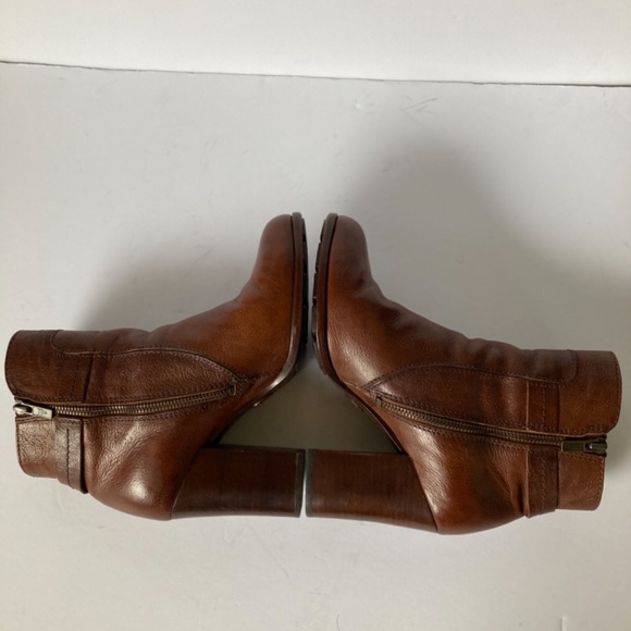 Frye Parker D ring short ankle boots - Picture 7 of 11